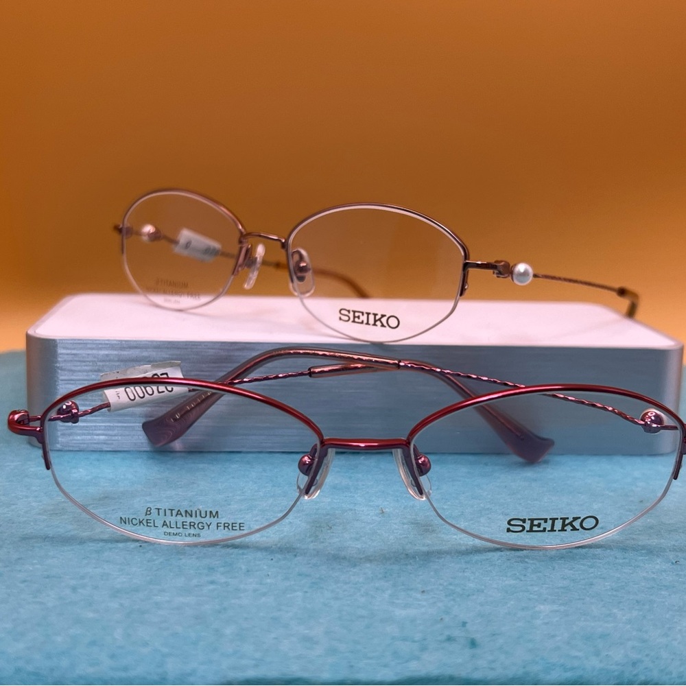 Seiko Oval Titanium Eyeglasses in Burgundy and Gold-Tone